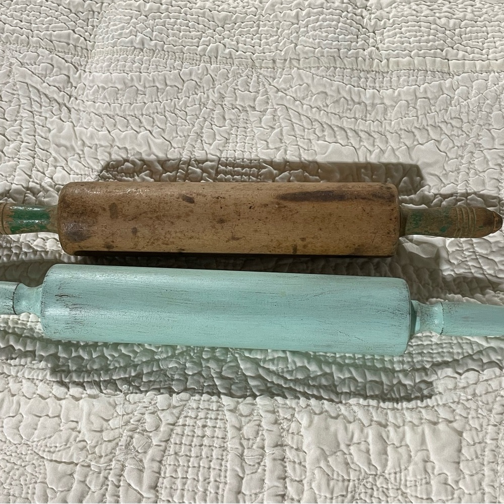 Vintage Wooden Rolling Pins Set